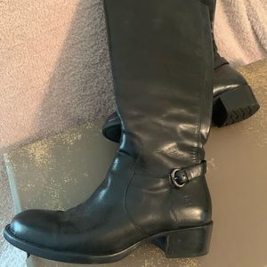 LIke New Born black boots WIDE CALF size 8.5
